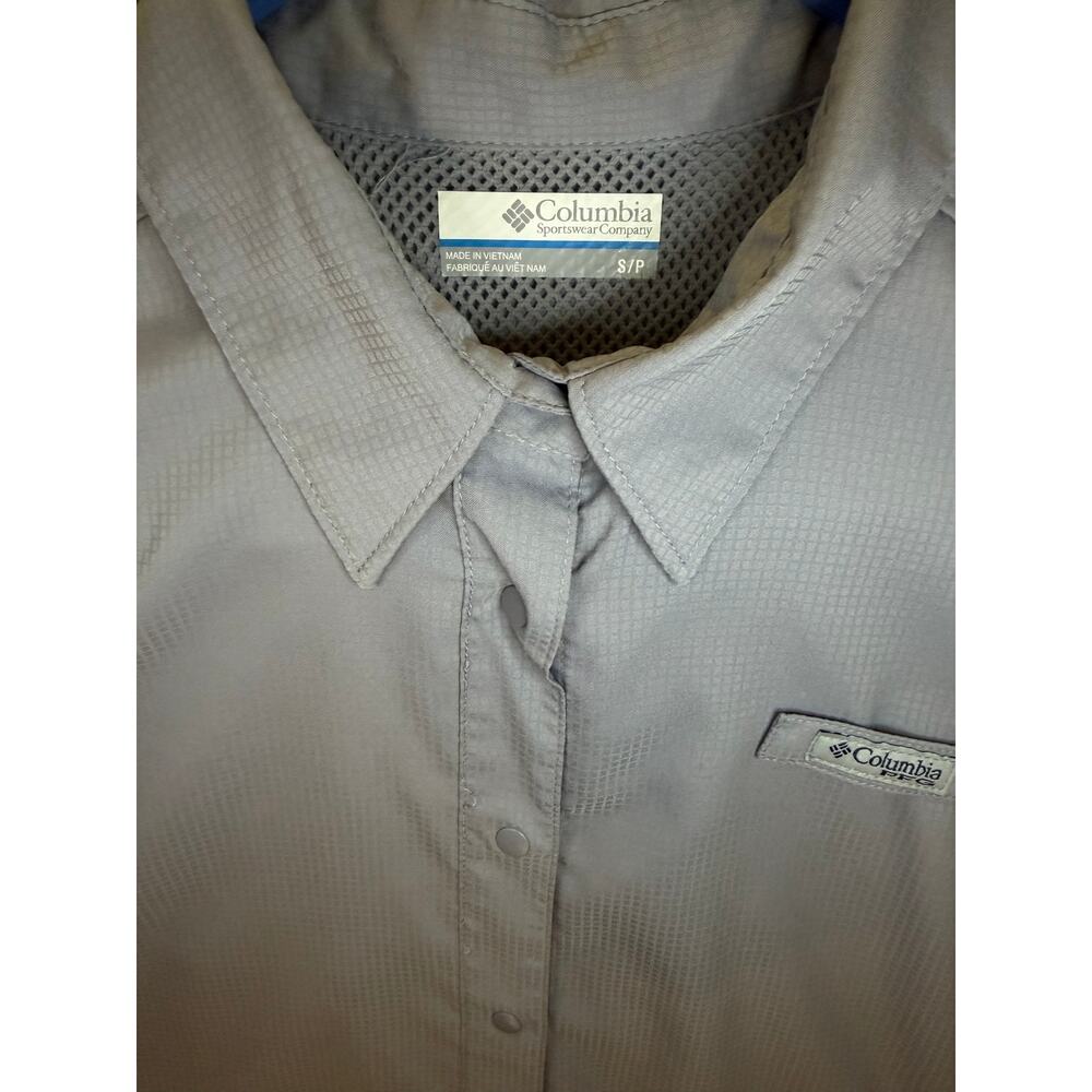 Lot of 3 Columbia Women’s Button‑Up Shirts – Size Small – Mixed Colors - Picture 10 of 15